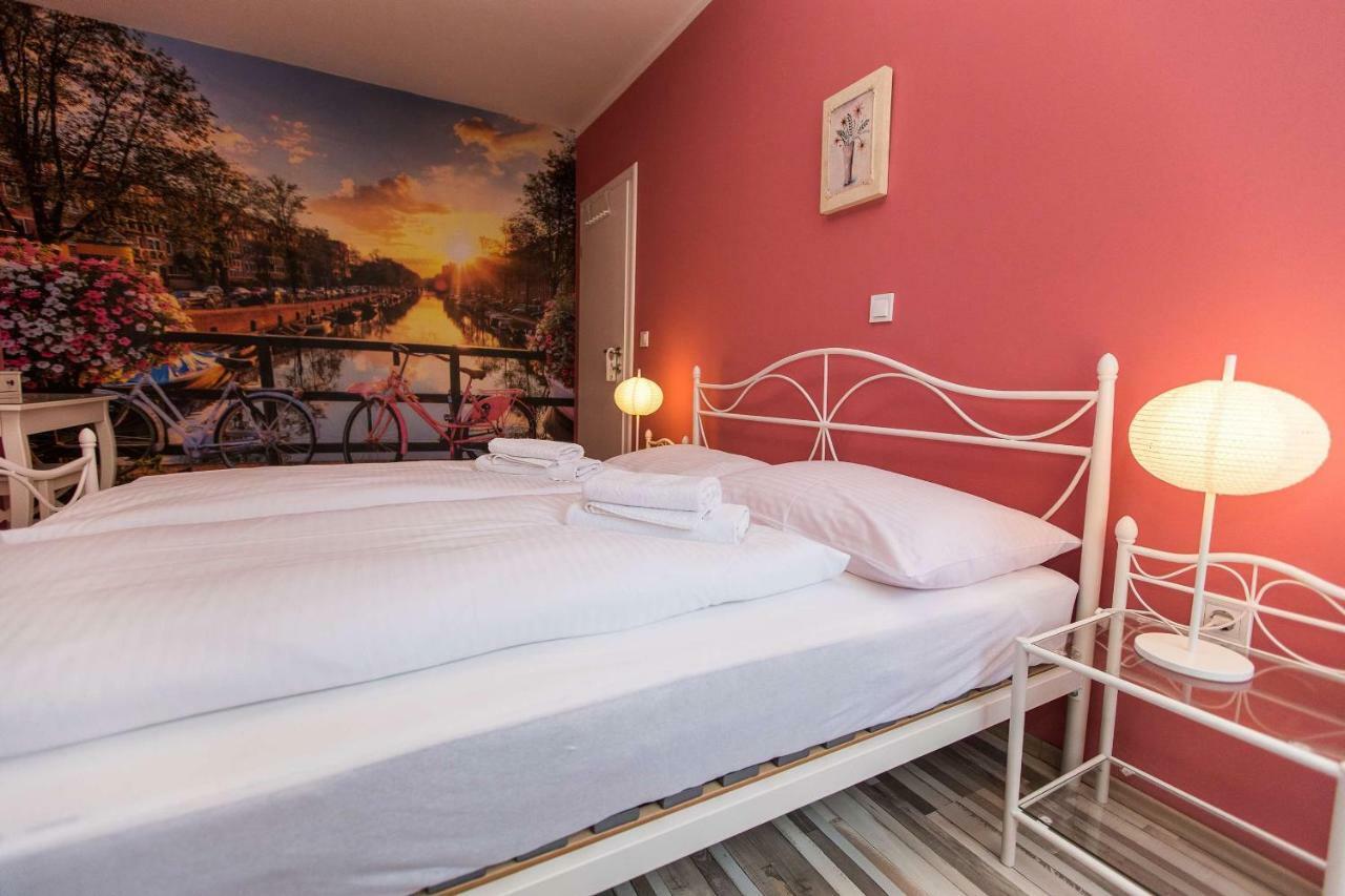 Apartments Faro & Mondo Crikvenica Exterior photo